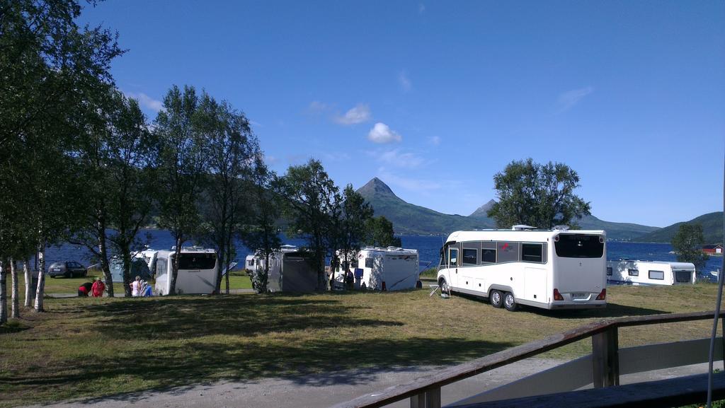 Camp Fjordbotn Hotel Galnslåtta Kültér fotó