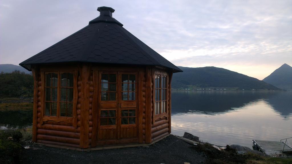 Camp Fjordbotn Hotel Galnslåtta Kültér fotó